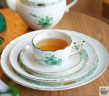 Théière porcelaine blanche bouquets verts | Théières à la folie
